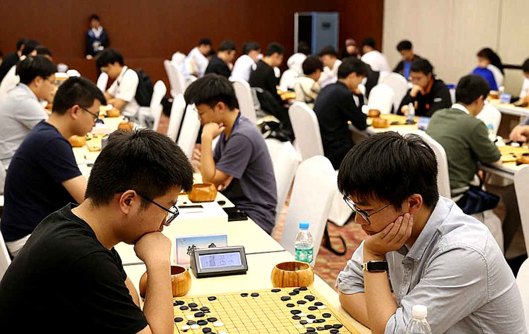 हेडलाइन में नजदोर्फ, कोर्स में एलिफेंट गैंबिट: 60 मिनट के दावे का ऑडिट
